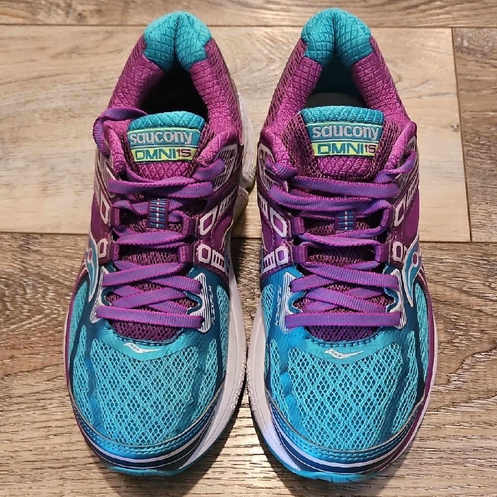 Saucony Womens Omni 15 Running Shoes